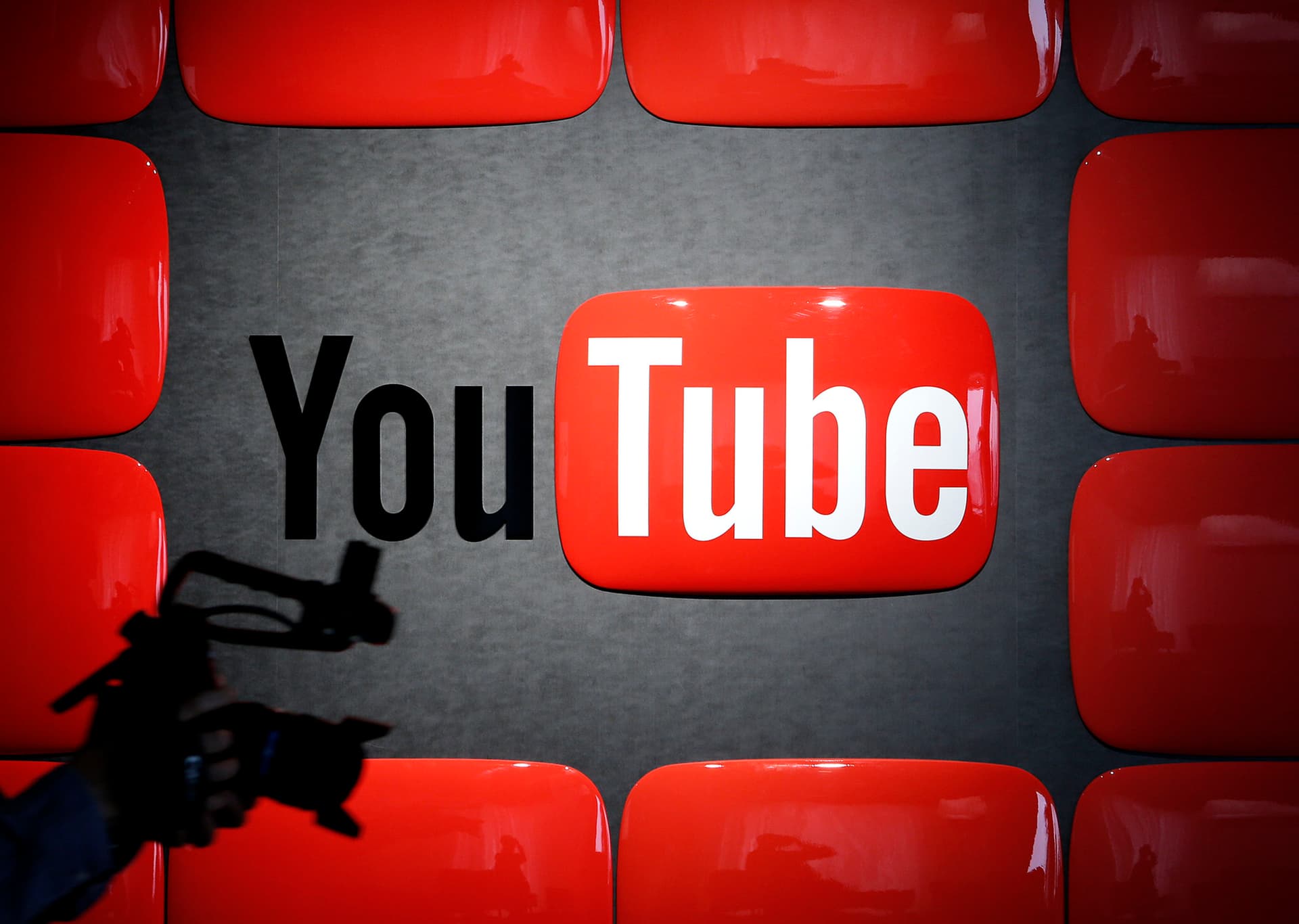 YouTube Klicks kaufen: Ein umstrittenes Thema im digitalen Marketing