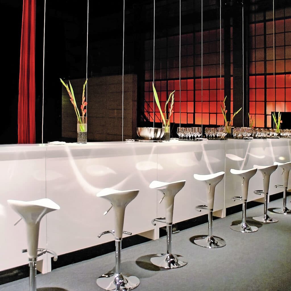 Event Bar mieten: Flexibel einsetzbare Barelemente für jede Veranstaltung