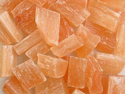 selenit kaufen für Reinigung, Schutz und klare Energien