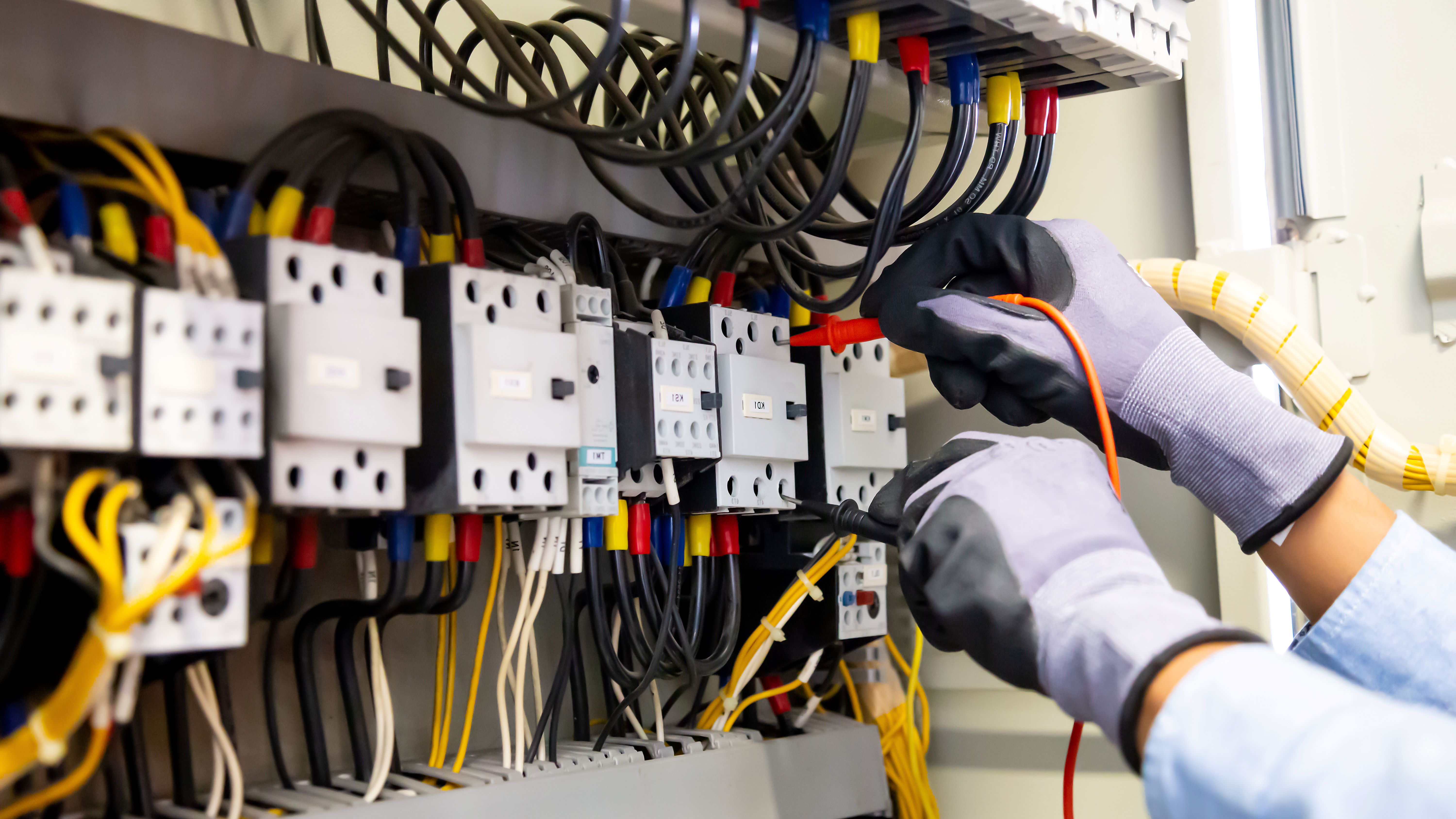 UVV Prüfung: Ein unverzichtbarer Bestandteil der Arbeitssicherheit