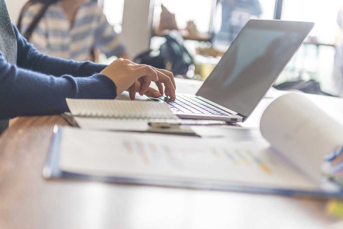 Online b2 prüfungsvorbereitung: Mit adaptiven Lernmethoden zum optimalen Lernerfolg